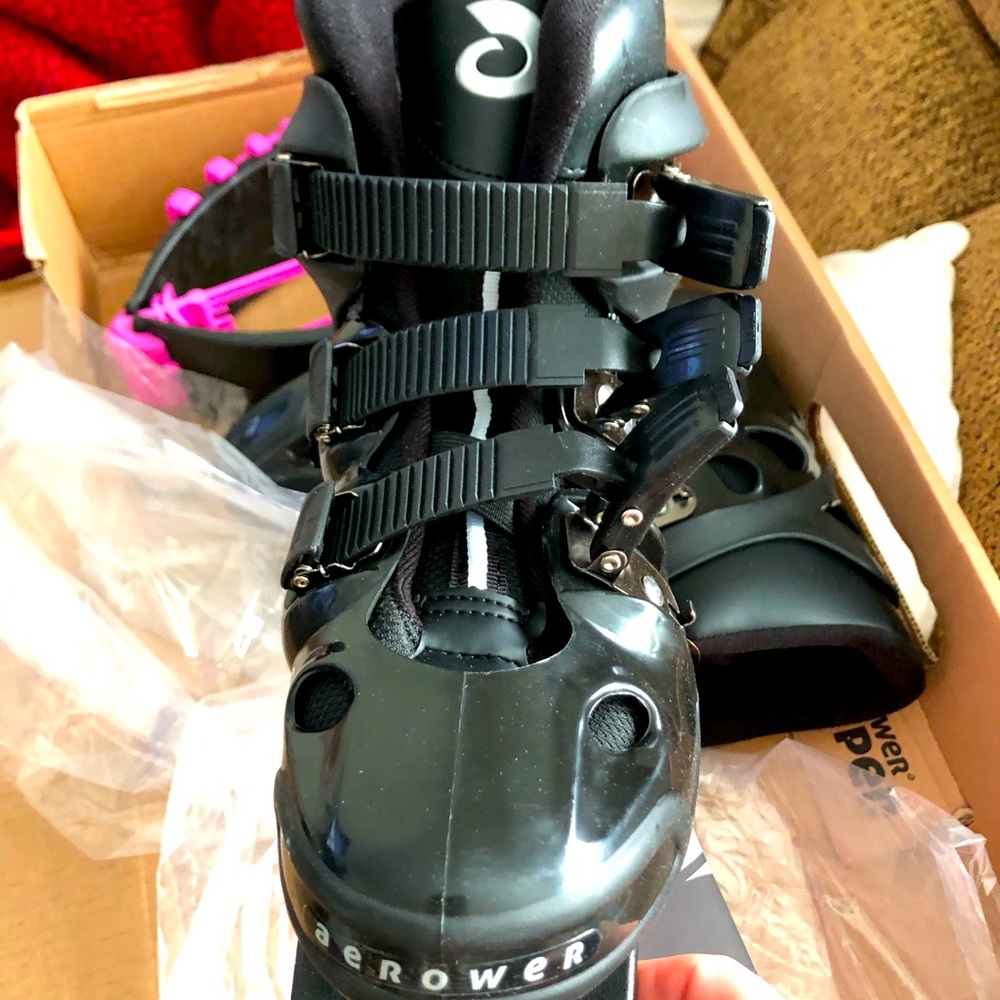 Authentic aerower jump boots size 7-8